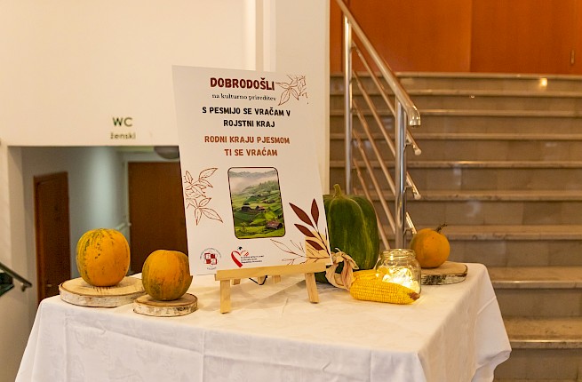 HKD Velenje kulturna prireditev "S PESMIJO SE VRAČAM V ROJSTNI KRAJ" - sobota 21.10. 2023